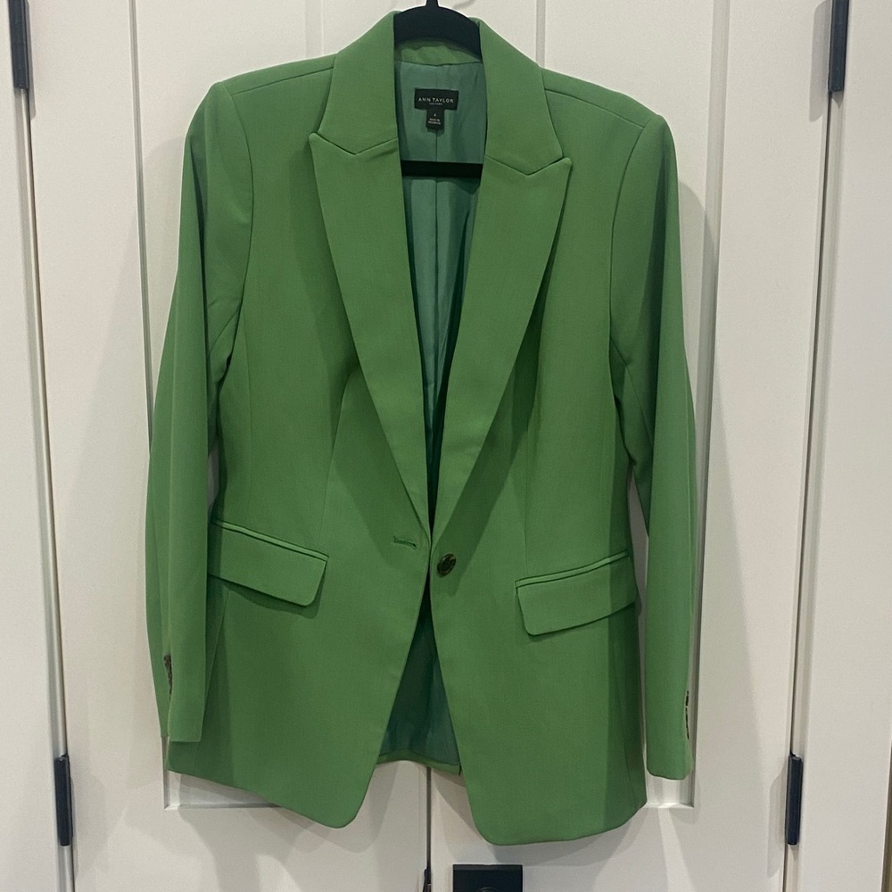 Ann Taylor Vibrant Green Blazer